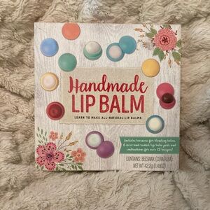 NWT Handmade Lip Balm Kit